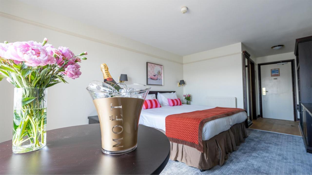 Marine Court Hotel Bangor  Extérieur photo